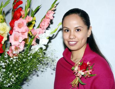 Por su próxima boda con César Alberto de Santiago Tallabas, le organizaron una fiesta de despedida a Irma Paola Ramírez Canales.