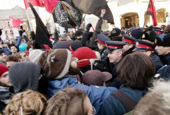 Protestan contra Bush en Canadá