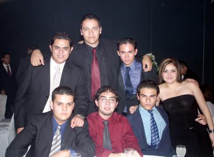 09 de diciembre de 2004

Raúl Ramírez, Carlos Lara, Diego Cabello, Manuel Serna, Antonio Rodriguez y Selene Orozco .