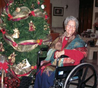 Leonor García de Reyes  en reciente convivio navideño.