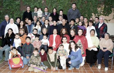 Reunión de las familias Cigarroa, García  Cigarroa y Cerda Cigarroa.