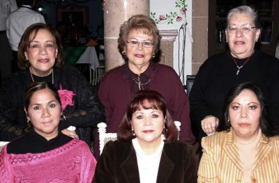 Pera de Lozano, Conchita de Salazar, Ivonne de Correa, Chayito Valdez, Minerva de Martínez y Lupita de Reséndez.