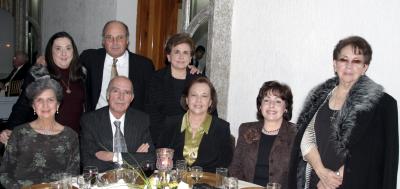 Martha Leal de Máynez, Cecilia Pérez Aguilera, Graciela de Portilla, Raymundo Portilla, Martha Sarabia, Javier Pérez Aguilera, Marthita Marente de Pérez y Rosa María Leal de López.