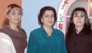  24 de enero de 2005

Patricia Seceñas, Ernestina Castellanos y Mónica Samaniego.