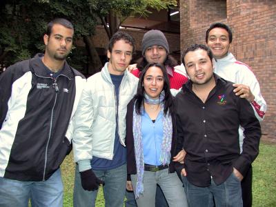 Luis Murra, Memo Fernández, Dana Corona, Melissa Sánchez, Humberto Barbachano y  Pedro Núñez.