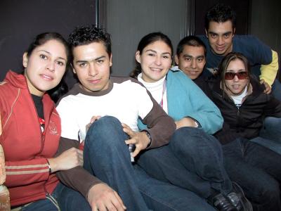 Áugeda Lamas, Polo Reyes, Ale Lozano, Héctor Magallanes, Ana Soto y César Arreola