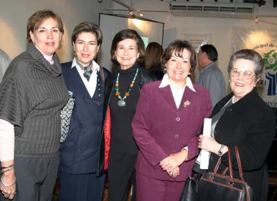 09 de febrero de 2005

María Luisa Dingler de Miñarro,María Treviño de Bredée, Rosario Lamberta de González, María Rosa Bredée de Bremer, y María Isabel Saldaña