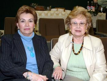 Cristina de Arenal y María Guadalupe Arras de Quiroga.jpg