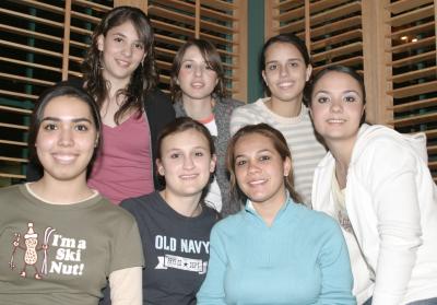 Imelda Cortés, Tania Sánchez, Sofía Abusaid, Ercel Mirales, Mercedes Sada, Anabel Núñez y Sofía de la Cruz.