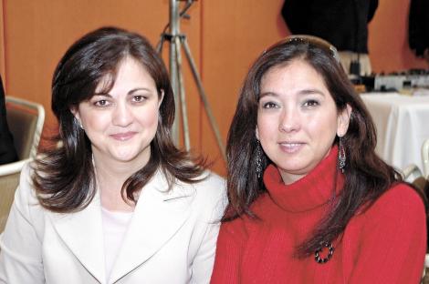 Sara de cruz y Gaby de Anaya