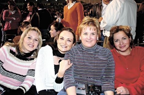 Ana E. Moya de Gómez, Cristina Pacheco de Chaul, Laura Castro y Carmen Lomeli