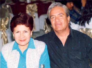 Salvador Jáquez y Mavis de Jáquez.