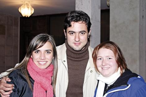 DESPEDIDA DE OSVALDO GÓMEZCristina Abularach, Ale Jaime Fayad y Corina Dávila Linaje