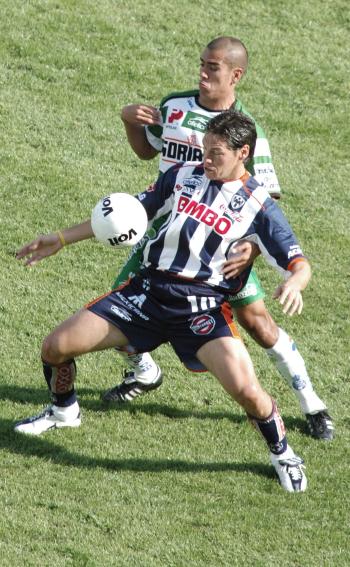 Al técnico Eduardo “Yayo” de la Torre le dio resultado inmediatamente el cambio, a diez minutos del final, cuando ingresó a César Adame por Castillo. El ex jugador de los Rayados, le sirvió en bandeja de plata un servicio para Matías Vuoso, quien anotó su octavo gol del presente campeonato.