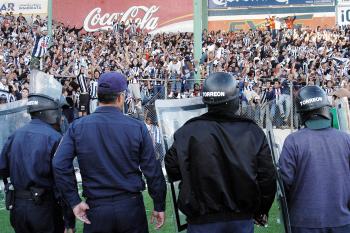 Durante la batalla campal fueron detenidas 86 personas, 82 de las cuales fueron puestas a disposición del Juez Calificador, en su mayoría integrantes de la porra La Adicción.