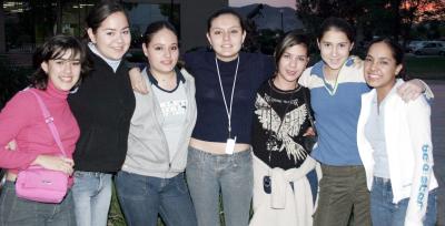 Lucero Covarrubias, Cristy Esparza, Ale Meraz, Marcela Castañón, Cristy Beltrán, Anilú Lara y Maru Ramos