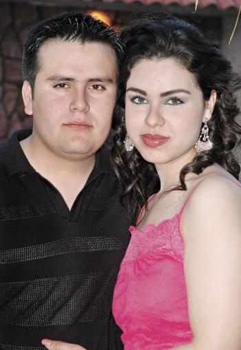 Carlos del Río y Vanessa Meraz