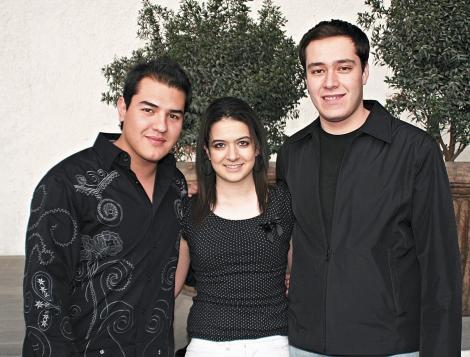 Ahlan Gallardo, Adla Karam y Guillermo Robles