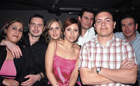 Violeta García, Toño Achem, Vero Castaños, Nora Aguilera, Manud Rosales, Samuel Zugasti y Mauricio Zugasti