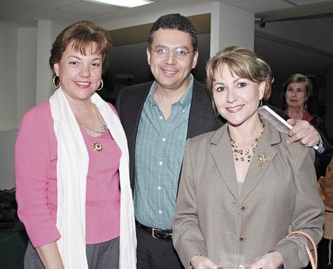 Lourdes Llama de González, Oscar González Franch y Graciela Llama Alatorre