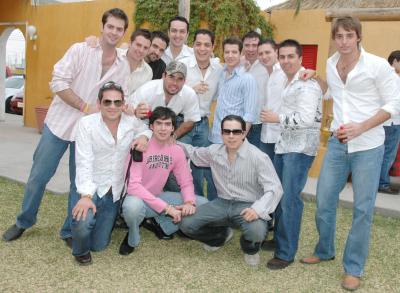 Jorge, Lalo, Alex,Blas, David, Daniel, Jorge, Nico, Carlos y Beto entre otros.