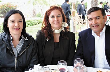 Sofía R. Pérez, Sara Pérez de De la O y Luis de la O