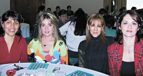 BINGO SOCIALYadira de González, Perla de Sánchez, Malula de Salazar y Gaby Belmont