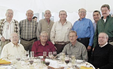 Antonio Yarza, Antonio Fernández, Sergio Berlanga, Carlos Acosta, Jesús Martínez, Filemón Garza, Manuel González Aleo, Antonio Dueñes, Armando Martínez, Santiago Torres y Gabriel Calvillo