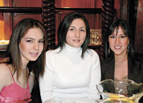 Luz Areli Gurza, Vicky Rodríguez y Bertha Aguilera