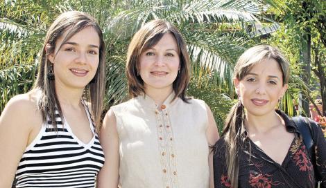 Marcela Pérez de Leal, Luly López Barrio de Castillón y Ana Cristina Aranda