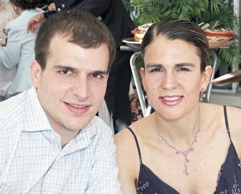 Adrián Murra y Laura García