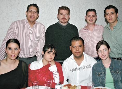 Ranier Cervantes, Mario Román, Sergio Berlanga, Rafé García, Rocío Nassar, Sonia Mansur, Francisco Contreras y Karina Kort