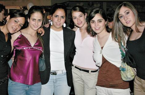 Arely Giacoman, Diana Zarzar, Dany Parra, Fer García, Sory Garza y Erica Gutiérrez