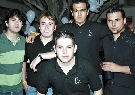 Hussein, Arturo, Walo, Ernesto, Daniel y Carlos