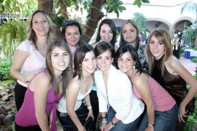 Nishme Darwich, Mague Monárrez, Laura Juárez, Sofía Garza, Mariana Portal, Rocío Vargas, Cecy Ávalos, Jéssica Trasfi y Sofía Pérez.