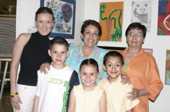 Judith, Andrés, Bernardo Rojas, Soledad Negrete, Arleth Maycotte y Susana  Valdez.