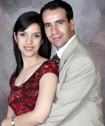 Claudia Liliana Mena López y Juan Alberto Pérez Ortega.