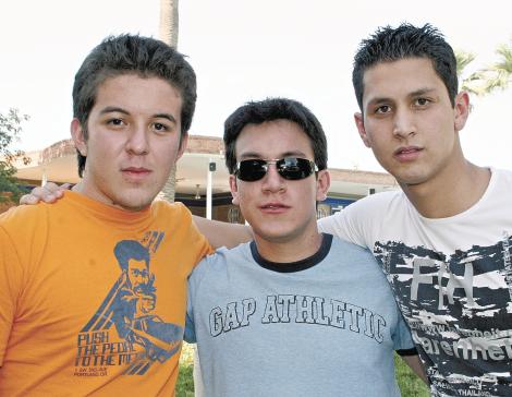 Manolo Velasco, Jorge Garza y Anuar Gidi