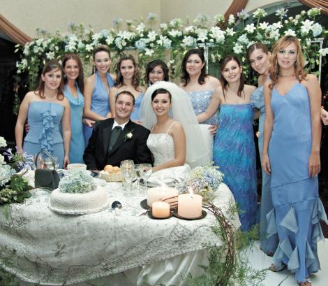 Las damas de la novia Alejandra González, Alejandra García, Liliana Torres, Peque Echávez, Lety de la Peña, Mónica Tosca, Liliana Rodríguez y Katryn Kort