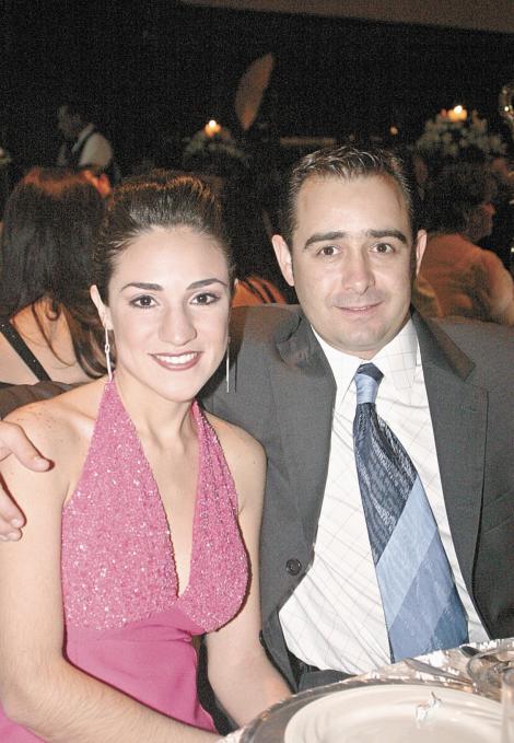 Paola Pámanes y Pedro Fernández