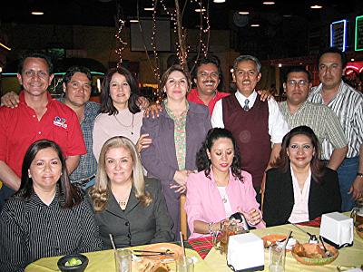 05 de mayo 


Reunión de ex-alumnos de la escuela de Odontología.