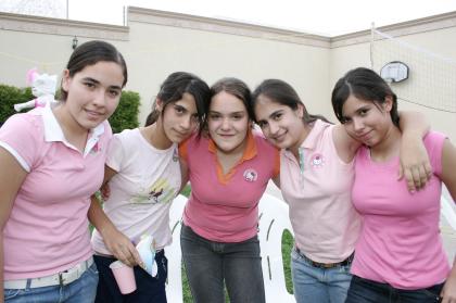 Jenny Dingler, Susana Alonso, Noelie Cabello, Andrea Llamas y Cristy Arroyo