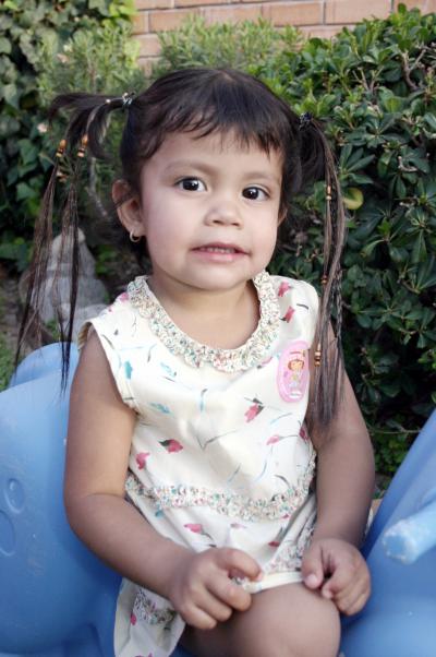 Fátima Mejía cumplió tres años de vida, y los festejó con una merienda.