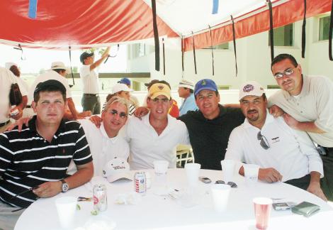 Mauricio Álvarez, Manuel Nevraumont, Eduardo Gómez, Luis Mario García, German Figueroa y Austreberto Guerrero