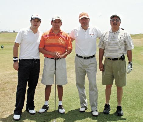 Graciano Cantú, Martín Alonso, Sergio Alcazar y Raúl Bulhosen