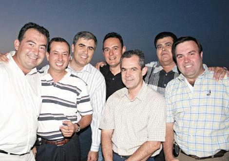 Rogelio Saldaña, Alfonso Saldaña, Ricardo Muñoz, Eduardo Barrios, Eduardo Ortuño y Carlos Cabranes