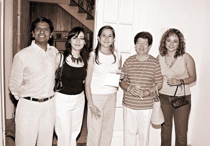 Gustavo Montes, Ana Villar, Brenda Álvarez, Arcenia Vargas, Priscilla Jaime.