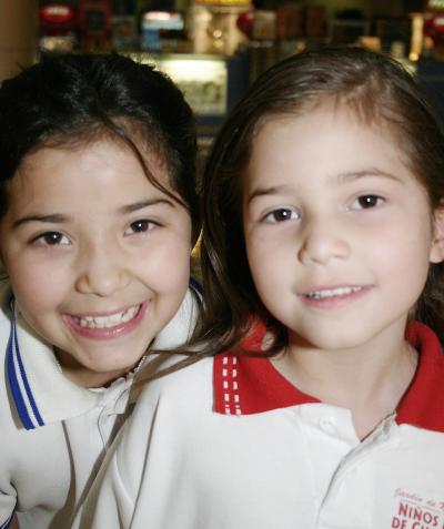 Mónica López y Cristina López.