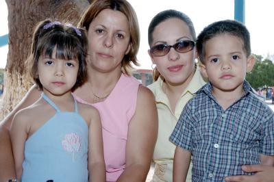 Guillermina Garduño, Mónica Rivera, Delia Gabriela Navejas y ángel Jesús Martínez