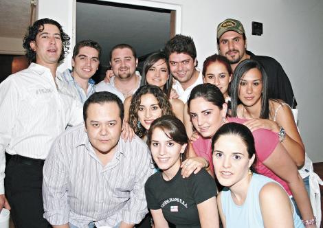 Ricardo Aguilar, Luis Fernando Salazar, Aris Papadópulos, Ana Rosa Pérez, Alejandro Mexsen, Mariana Vargas, Mario Villarreal, Mariana Vargas, Mariel Aguilar, Carlos Salgado, Karen Rojas, Any Marcos, Karla Martínez y Margarita Martínez